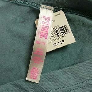 PINK Victoria's Secret Intimates & Sleepwear - Pink Victoria's Secret low rise boyshorts NWT PINK Victoria's Secret Intimates & Sleepwear - Pink Victoria's Secret low rise boyshorts NWT
